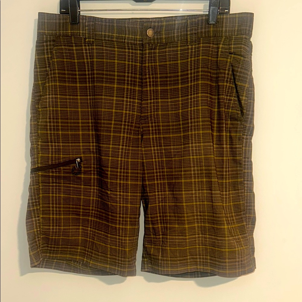 Mens Columbia Omni Wick Shorts